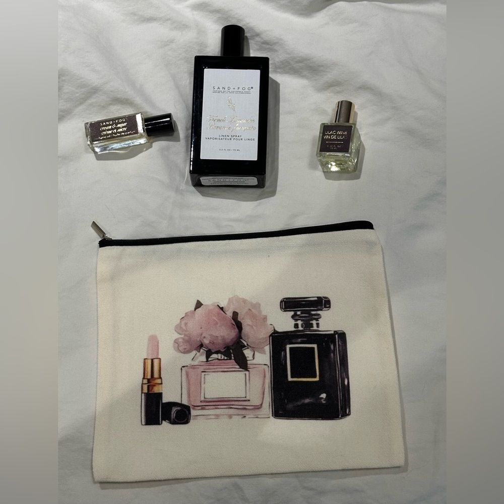 ⭐️NWOT⭐️ Bundle of 4 items:Cosmetics Pouch, Sand+Fog Linen Spray & 2 Perfume Oil